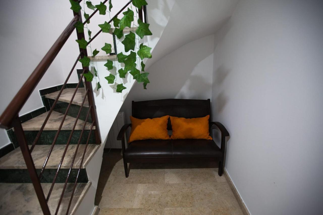 Piso Con Solarium Calahorra Con Solera Parking Privado Gratis Lägenhet Córdoba Exteriör bild